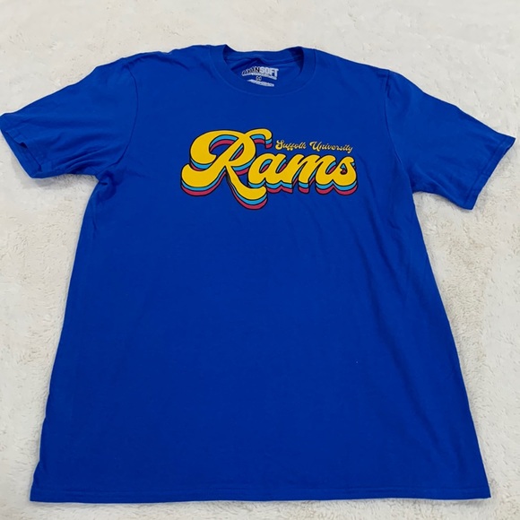 Suffolk University Rams Short Sleeve T-Shirt • Size M - Picture 2 of 5